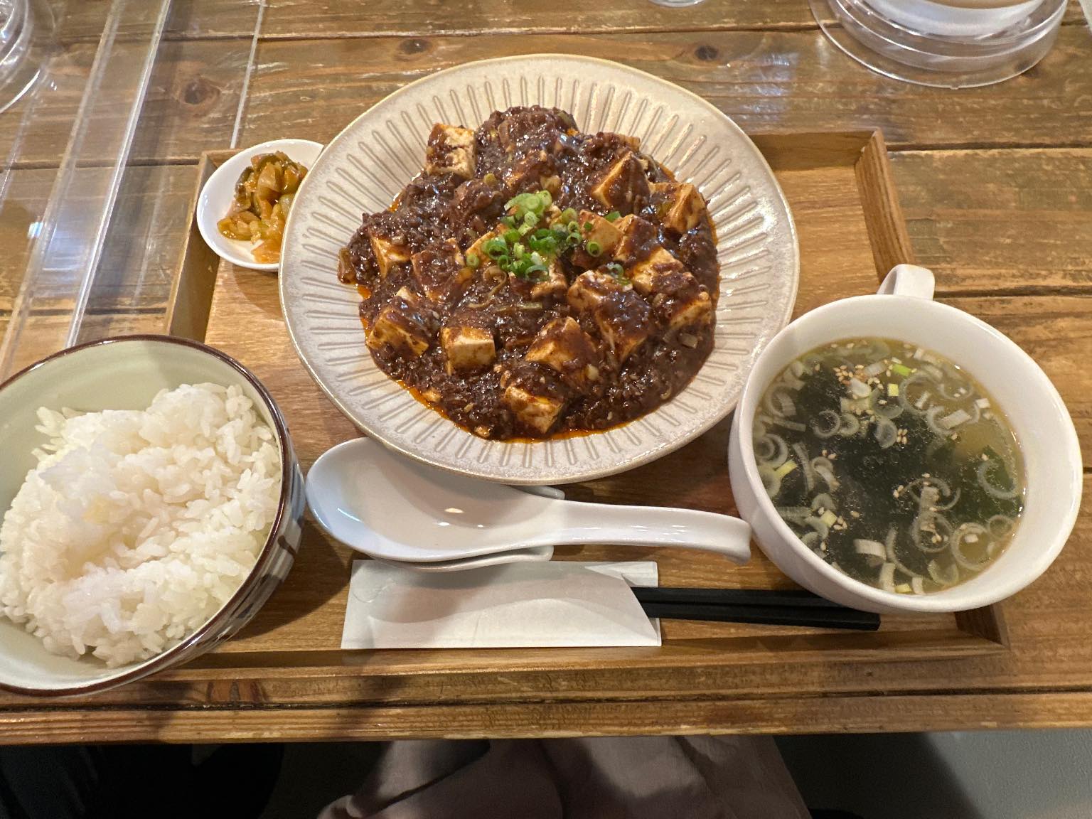 ギンシャチショクドウ：麻婆豆腐定食