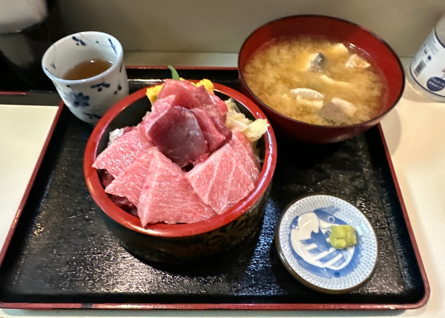 カマトロ・すなずり・大トロ・中トロ・赤身・中おち丼