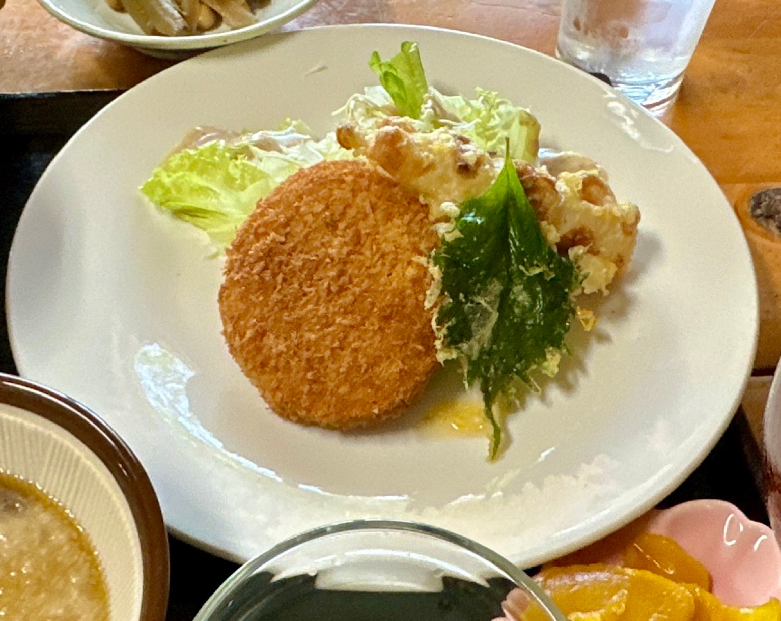 やま膳おまかせランチコロッケ