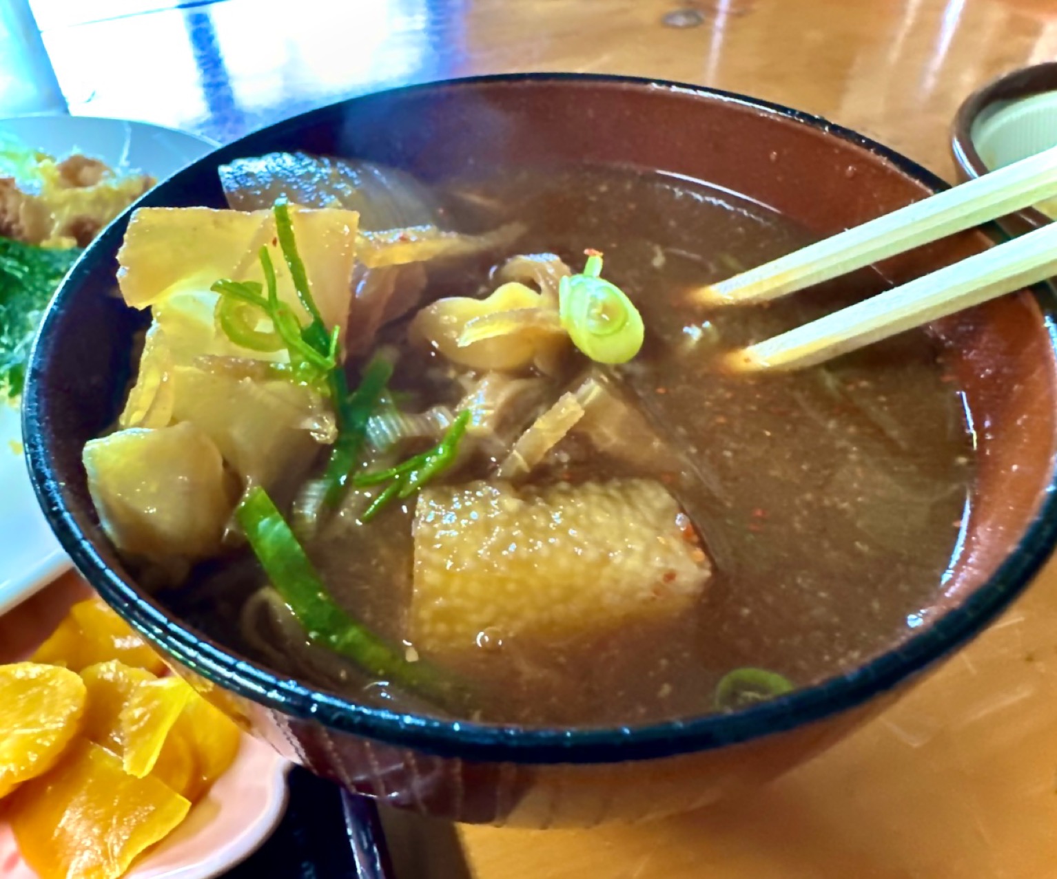 やま膳おまかせランチ豚汁３