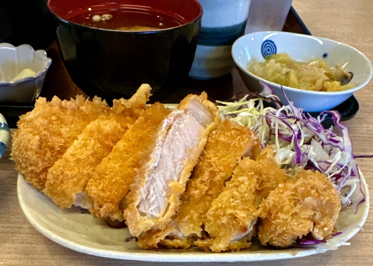 大衆居酒屋花藤日替わりトンカツ