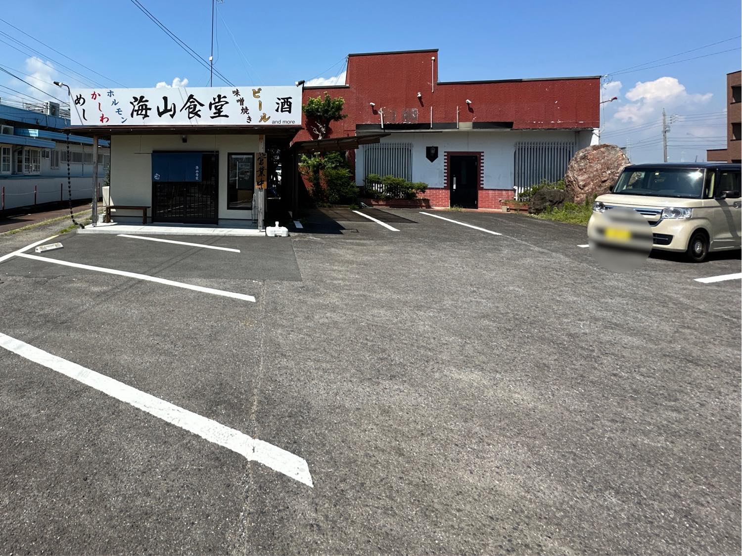 海山食堂　駐車場