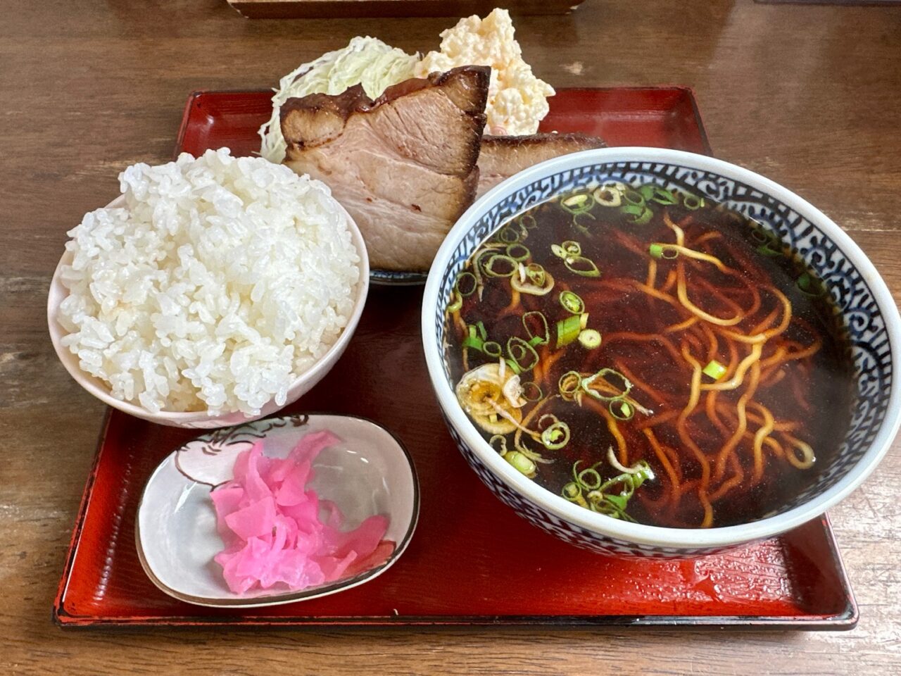 ちょっとしたお昼ごはん・あぶり焼豚